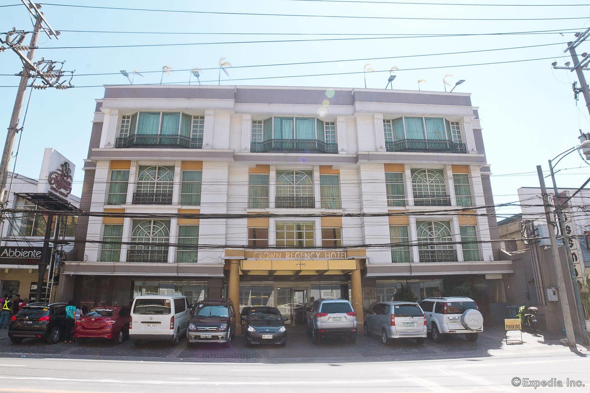 Crown Regency Hotel Makati San Pedro Makati Eksteriør billede