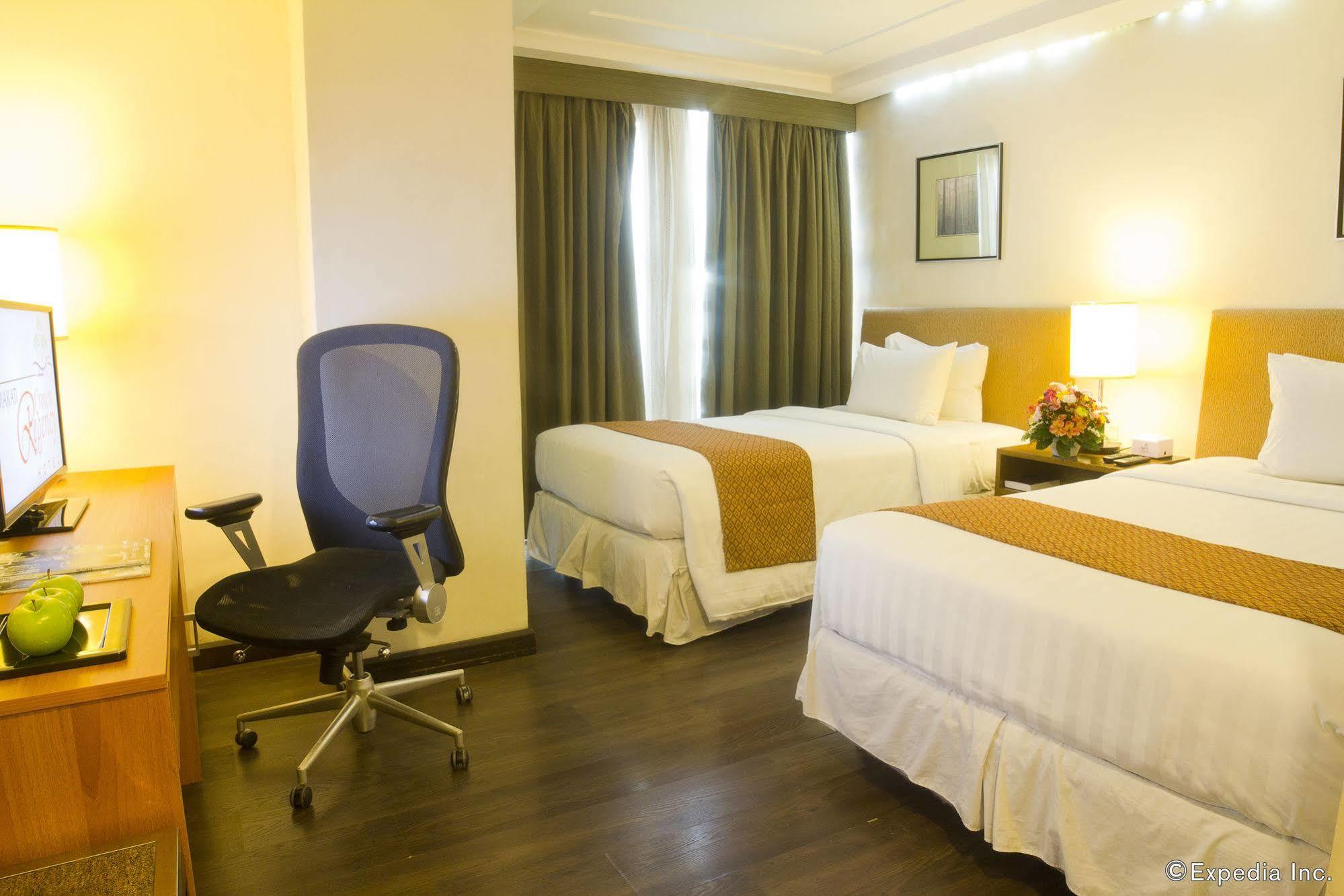 Crown Regency Hotel Makati San Pedro Makati Eksteriør billede