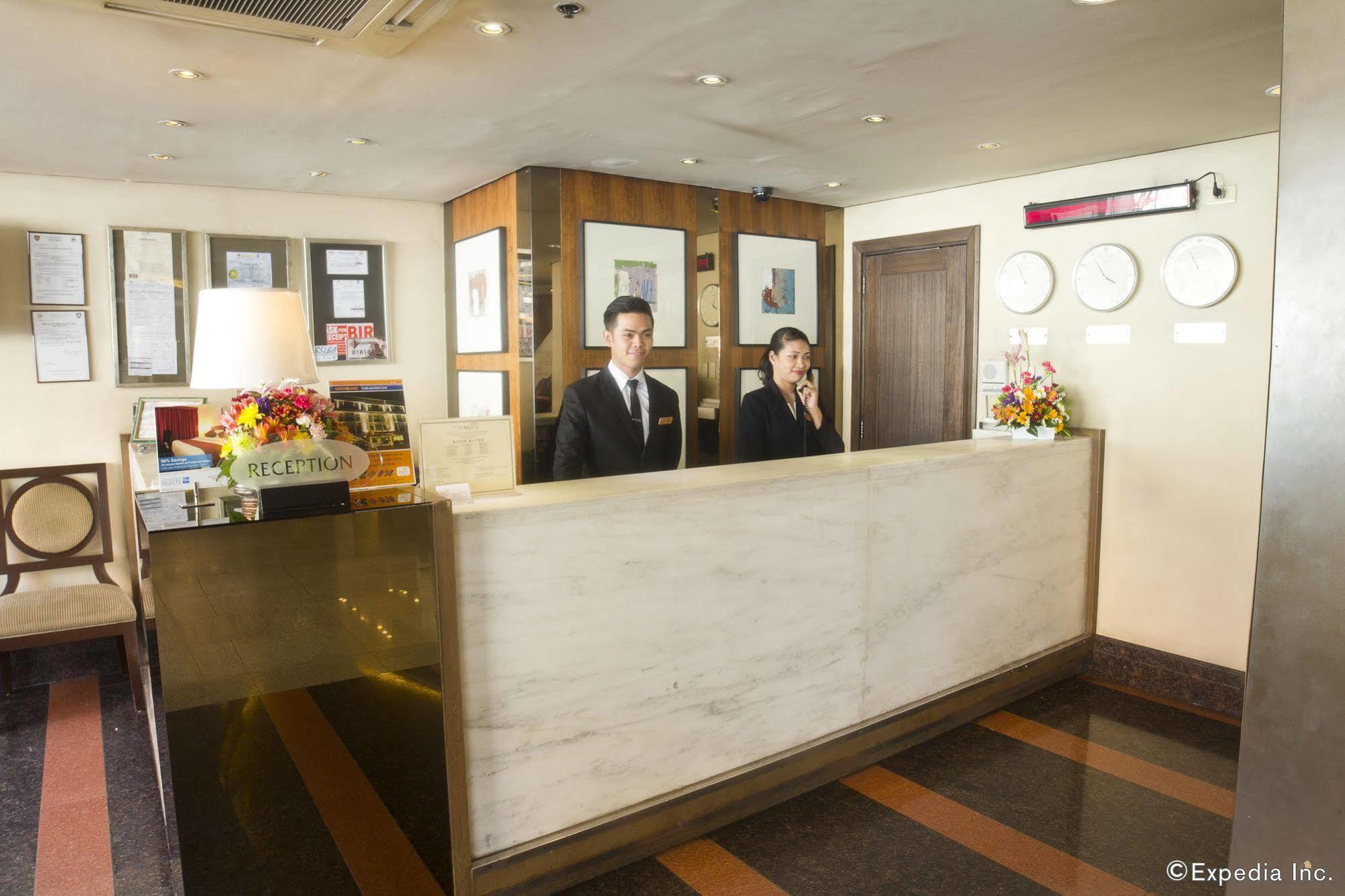 Crown Regency Hotel Makati San Pedro Makati Eksteriør billede